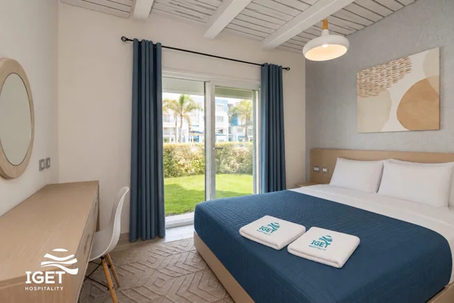 Image of Luxury Serviced Apartment with Direct Sea & Pool Views